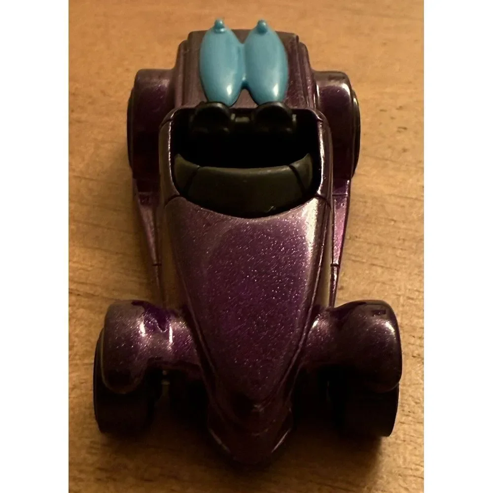 Vintage 1999 HOT WHEELS / MCDONALD'S SURFBOARDER‎ PURPLE CAR Prowler
